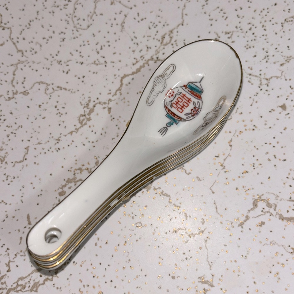 Vintage porcelain oriental soup spoons